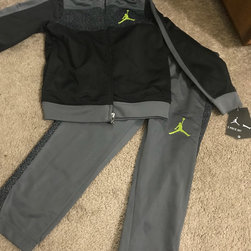 Toddler boy Jordan Sweat outfit